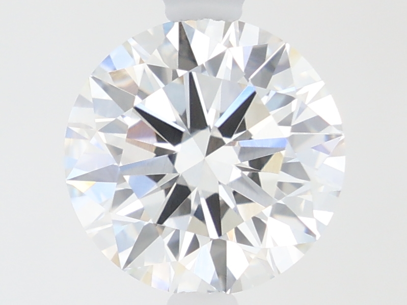 Actual 1.1 carat G Round lab-grown diamond